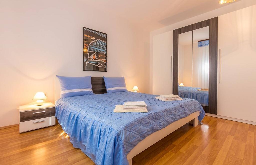 Apartment Fiorina Μεντουλίν Εξωτερικό φωτογραφία